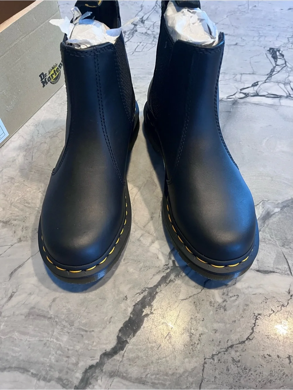 NIB! Dr. Martens Women’s Size 6, 2976 Nappa Leather Chelsea Boots!